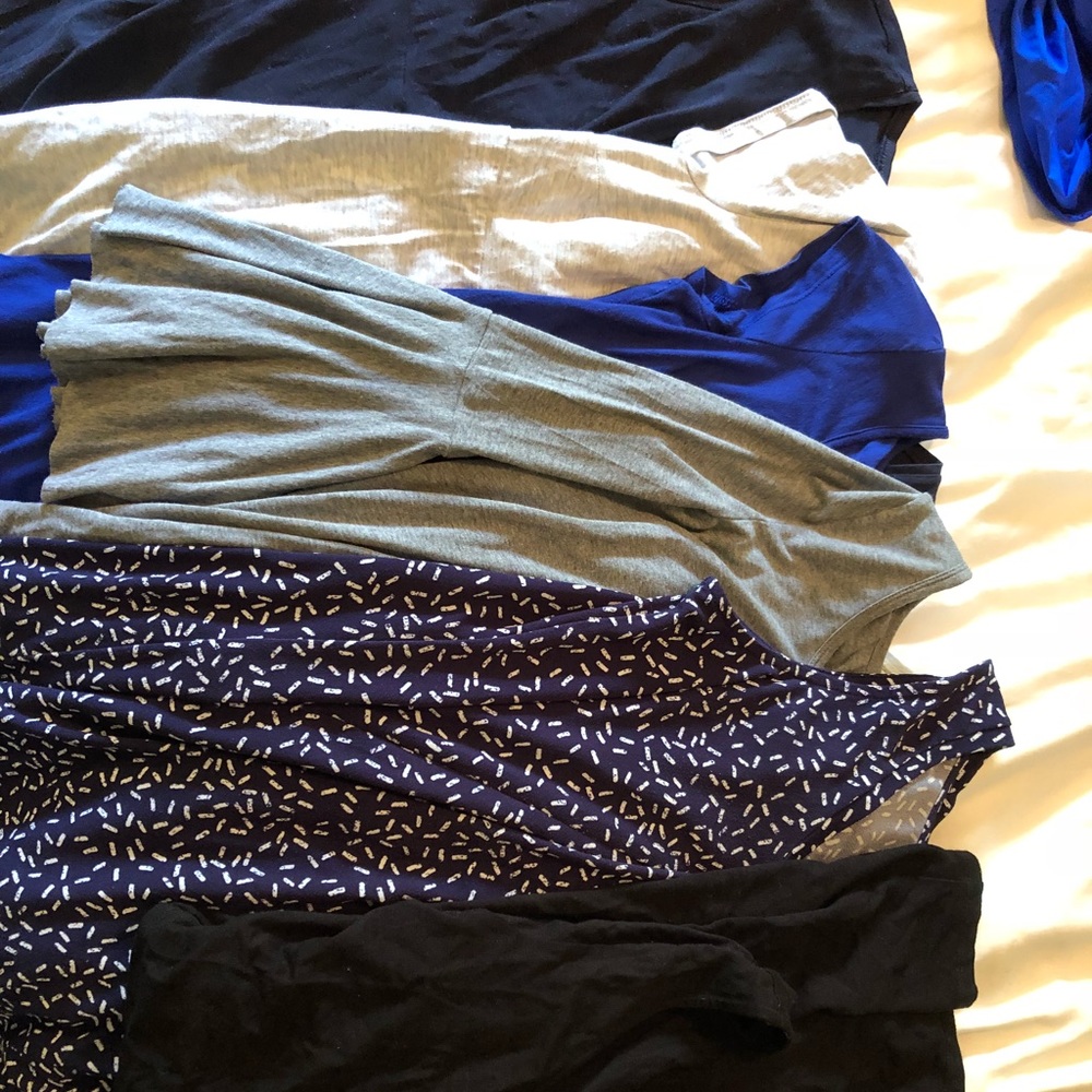 6 item Nursing shirt & dress bundle H&M, pea & pod